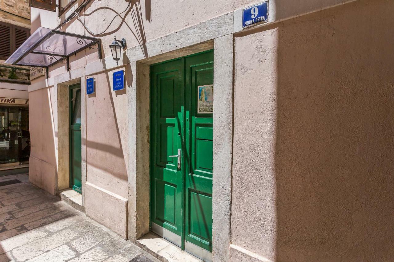 Slavka Hotel Split Buitenkant foto